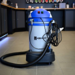 Aspirateur puissant Normfest poussieres liquide avec pulvérisateur 4 bars