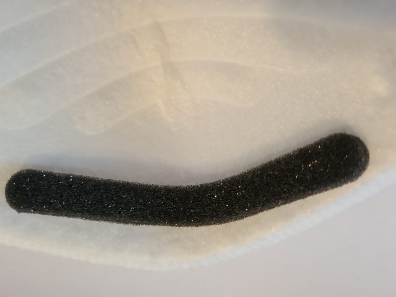 Masque FFP2 avec barettte réglage en aluminium