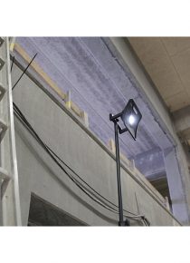 Lampe Led COB Accu haute puissance 3000 Lumen avec régulteur